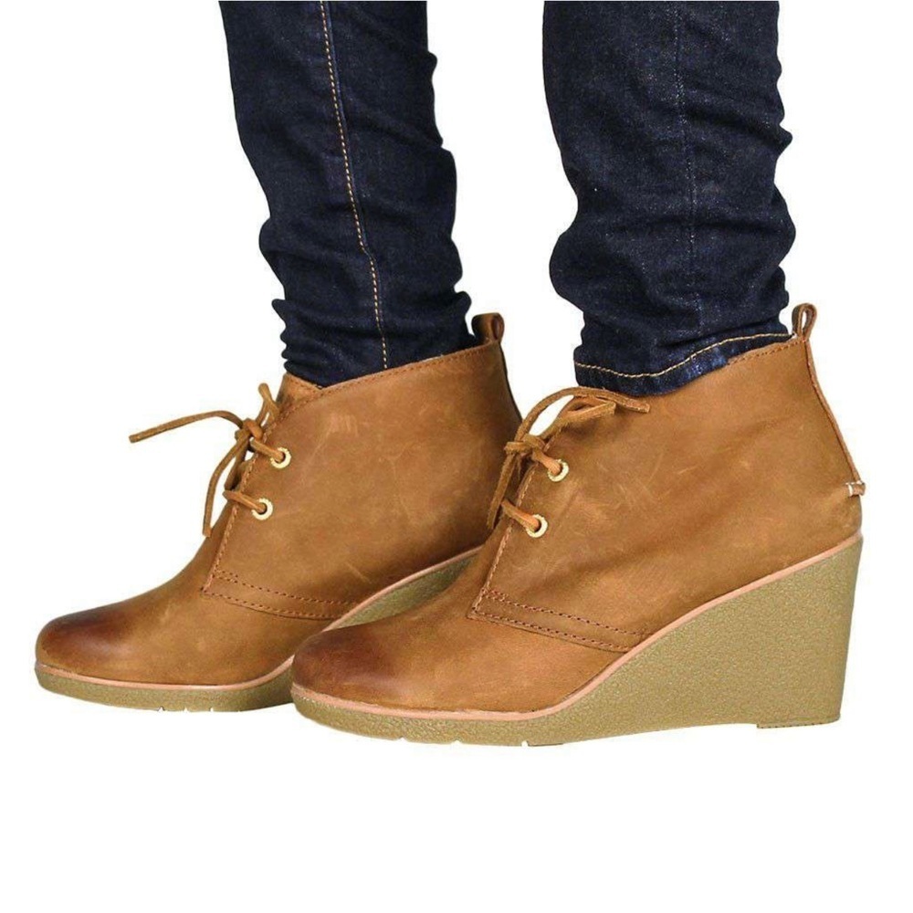 Sperry Topsider Harlow Burnished Leather Booties Size 9